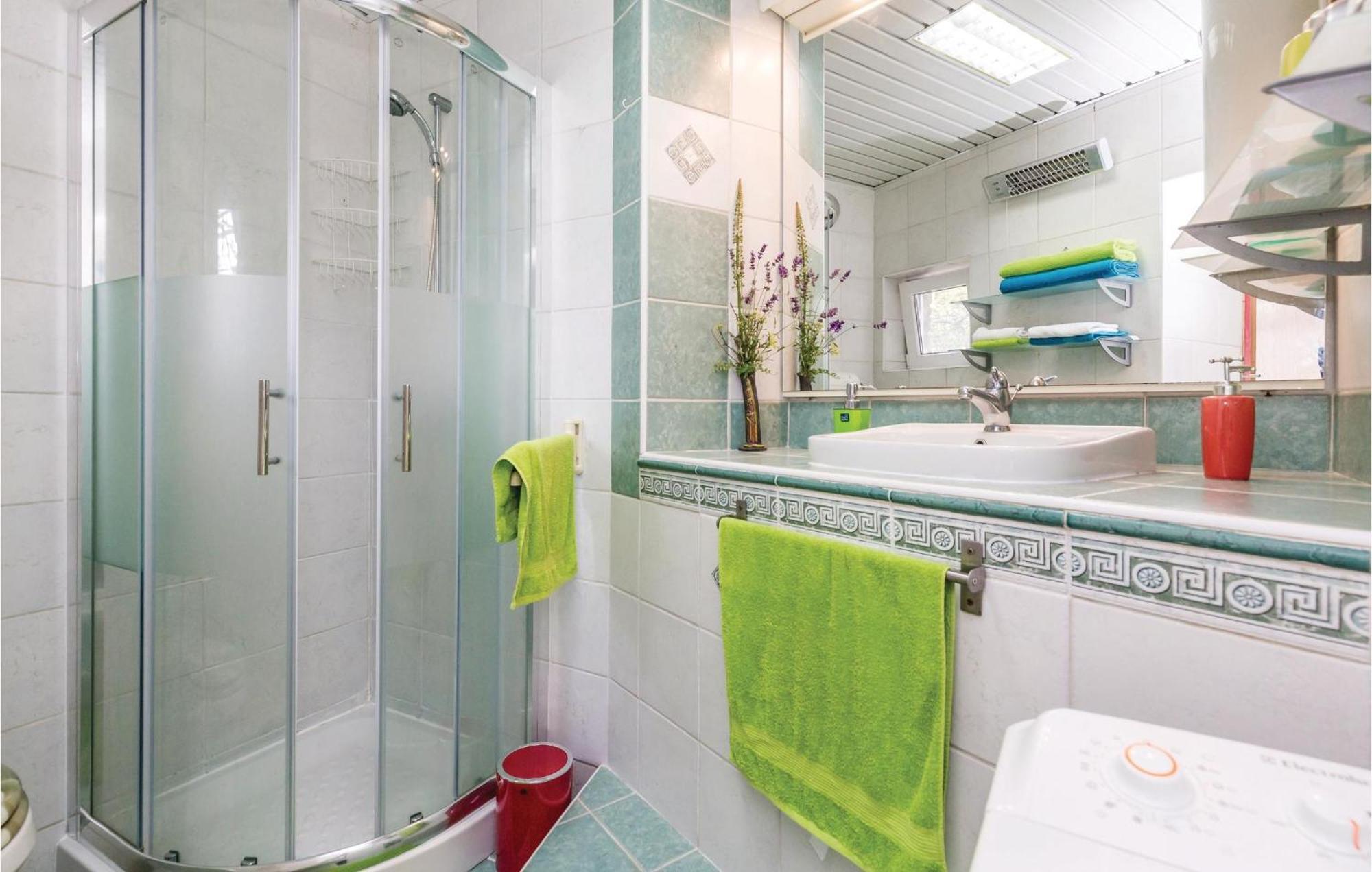 Gorgeous Apartment In Rijeka With House Sea View ภายนอก รูปภาพ